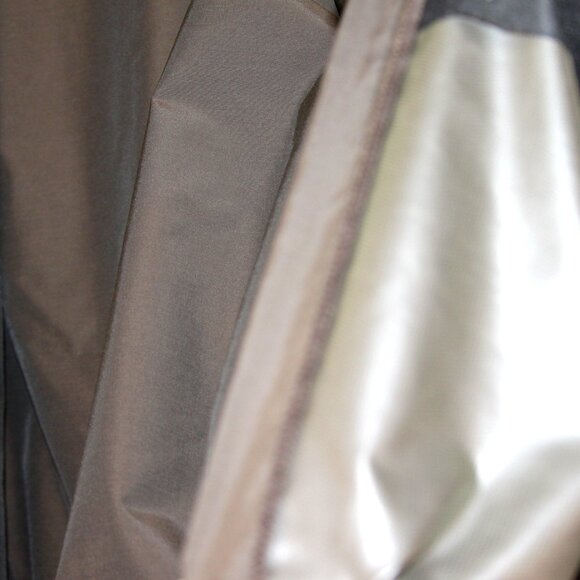 Luxurious Loro Piana Reversible Mink and Raincoat - Picture 11 of 16